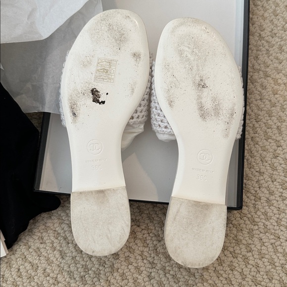 CHANEL White Slides - Picture 4 of 13